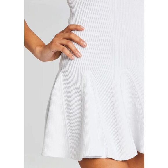 Retrofete Quinn Dress Small White Mini Metallic Halter Neck Quinn Sleeveless New - Picture 3 of 8